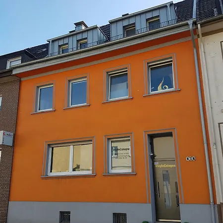 Stayincologne Bed & Breakfast Colonia