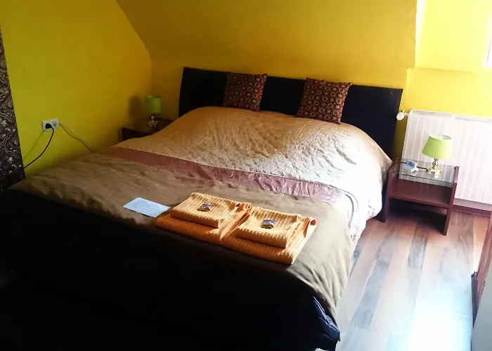 Stayincologne Bed & Breakfast 2*