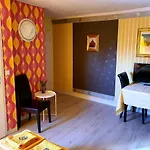Bed & Breakfast Stayincologne 2*