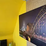 Stayincologne Bed & Breakfast