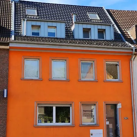 Bed & Breakfast Stayincologne