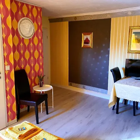 فندق مبيت وإفطار Stayincologne 2*