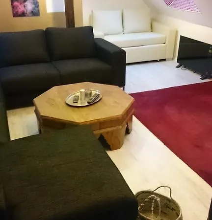 Stayincologne Bed & Breakfast