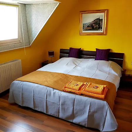 Oda ve Kahvaltı Stayincologne