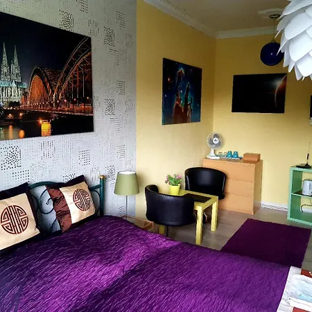 Oda ve Kahvaltı Stayincologne