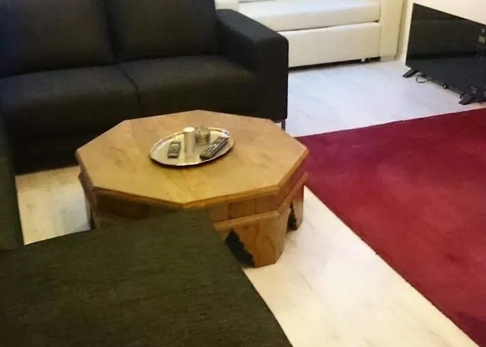 Stayincologne Couette-café 2*