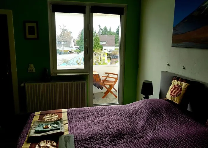 Stayincologne Couette-café 2*