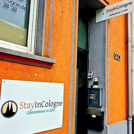לינה וארוחת בוקר Stayincologne קלן
