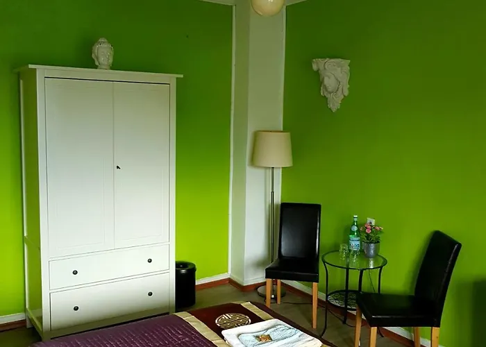 Stayincologne Bed & Breakfast